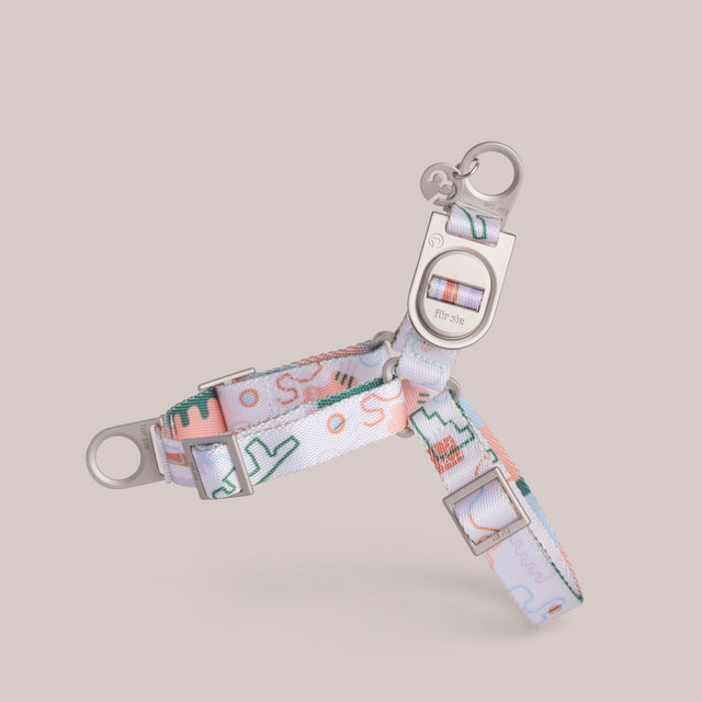 Matteo Fur Sie harness with abstract pastel pattern on a light nautral background