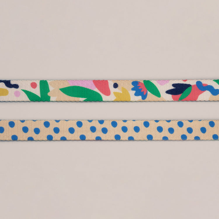 Gaston collar double-sided patterns detail