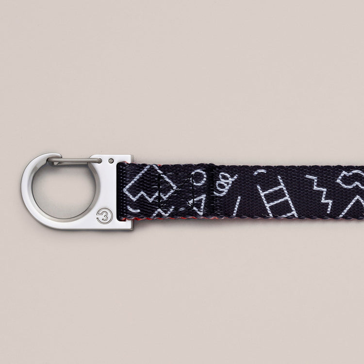 Otis leash clip