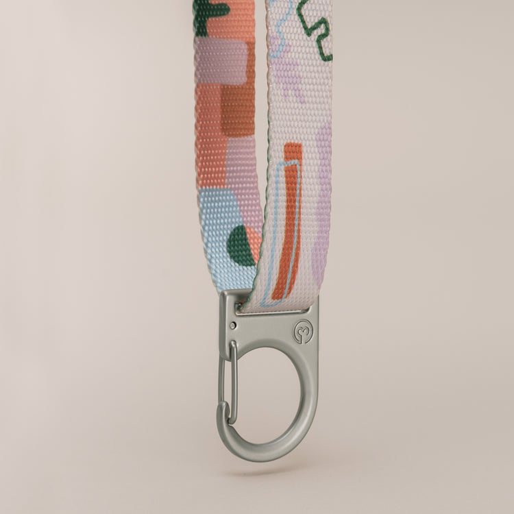 Fur Sie Matteo dog collar featuring abstract webbing with silver wire-gate lock